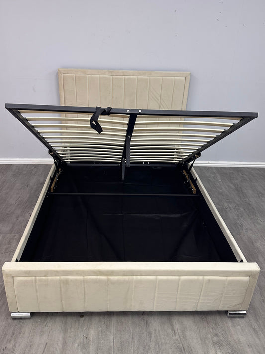 Grand Panel Double 4ft6 Ottoman Storage bed - Cream