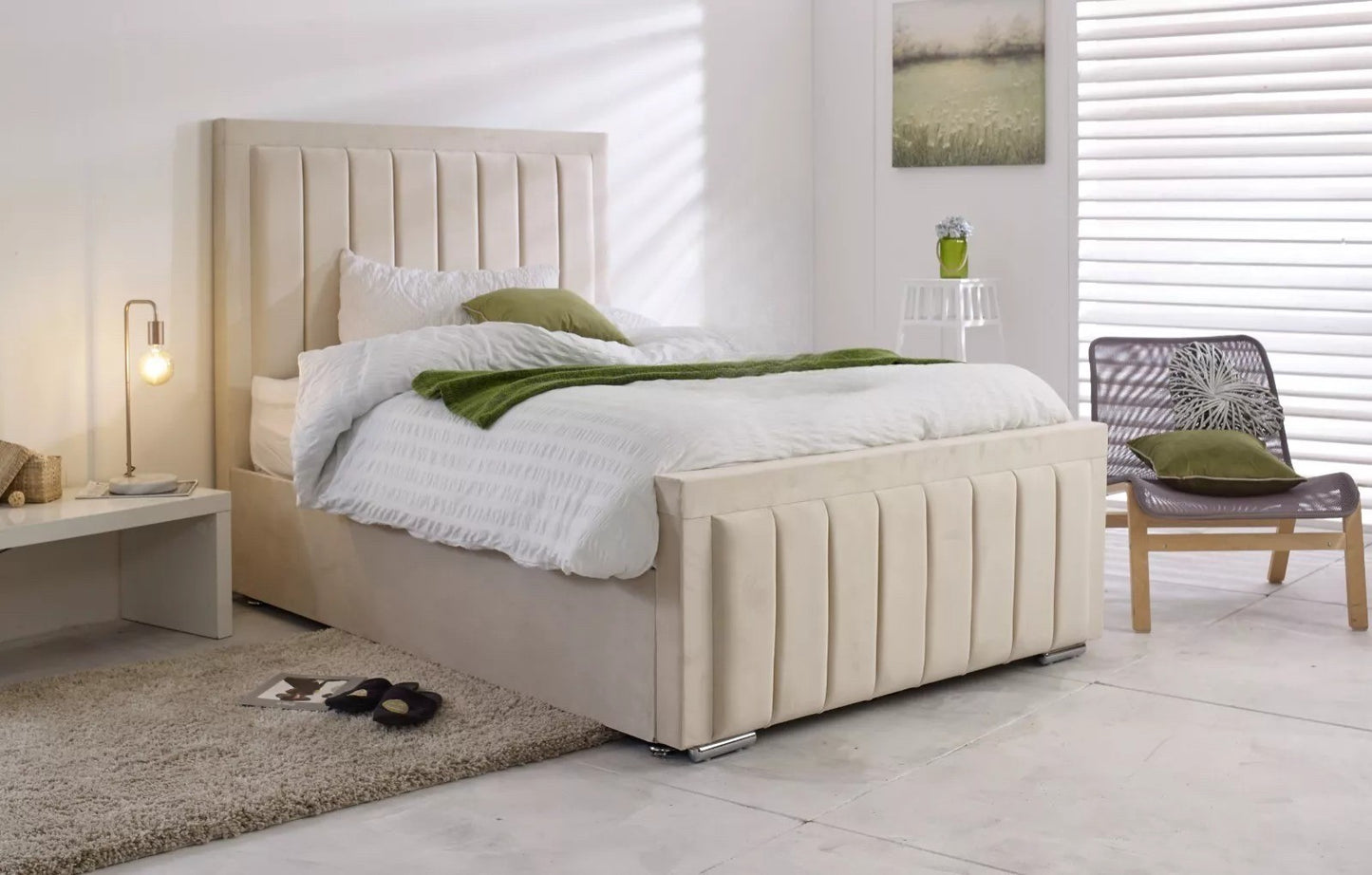 Grand Panel Double 4ft6 Ottoman Storage bed - Cream
