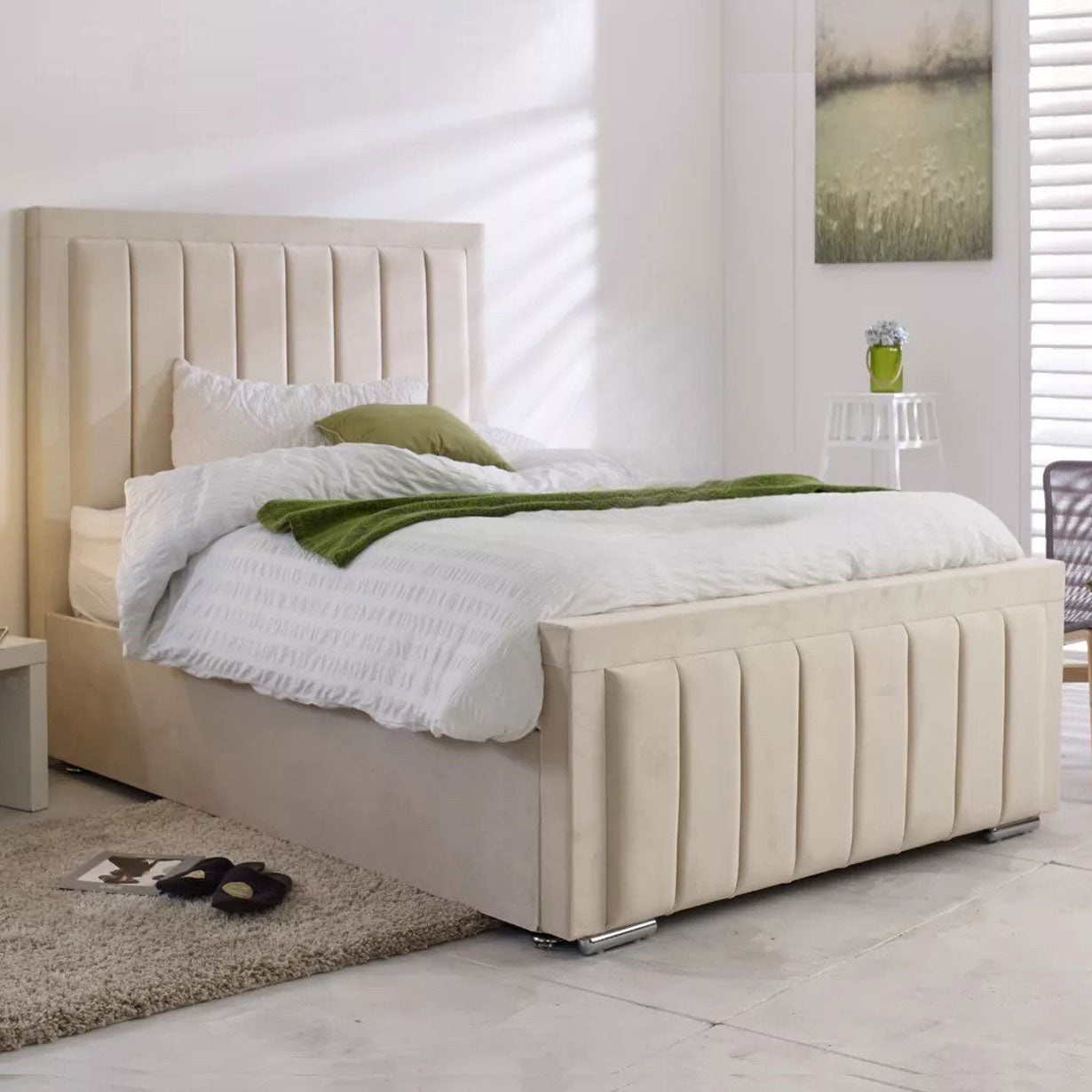 Grand Panel Double 4ft6 Ottoman Storage bed - Cream